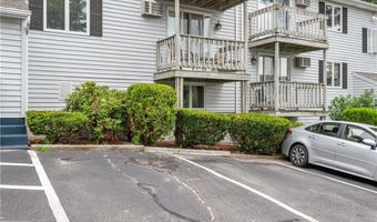 2 Angle St 5, Lincoln, RI 02838