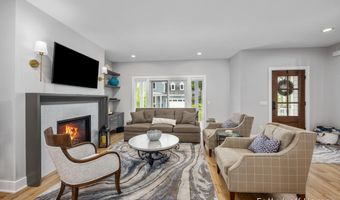 645 Greenslate Dr SE, Ada, MI 49301