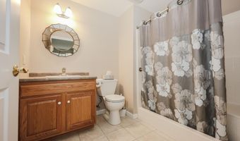 4 Bow Center Rd F2, Bow, NH 03304