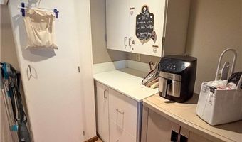 425 Southward Dr, Austintown, OH 44515