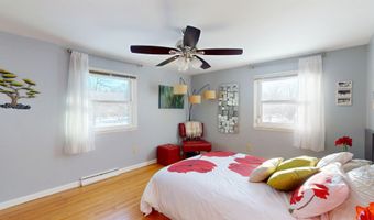104 Lakewood Pkwy, Burlington, VT 05408