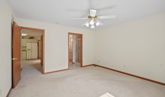 209 Greenbriar Ln, Dalton, OH 44618