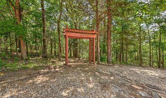 7 Congleton Ln, Bella Vista, AR 72714