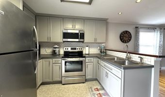 8357 St. Rd. 54 W, Avoca, IN 47420