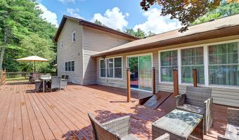 103 Malory Ct, Blakeslee, PA 18610