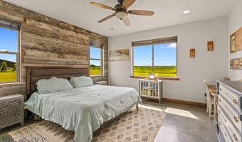 407 Lost Fawn Trl, Belgrade, MT 59714