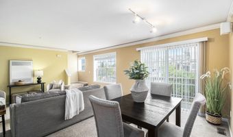 2756 Barclay Way, Ann Arbor, MI 48105