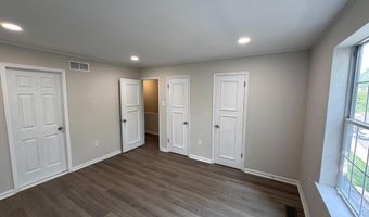 2000 RED MAPLE Grv, Ambler, PA 19002