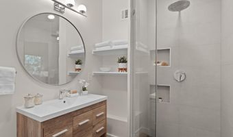 1453 N LONGFELLOW St, Arlington, VA 22205
