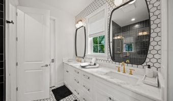 120 WHITE Ave, Anna Maria, FL 34216