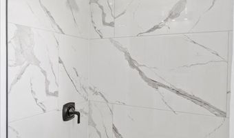 2529 LIBERTY Pkwy, Baltimore, MD 21222