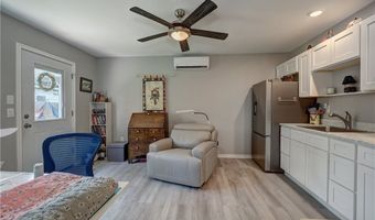 350 N 10th St, Aransas Pass, TX 78336