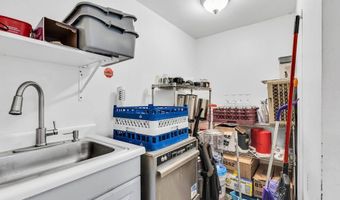 689 E Bay Ave, Barnegat, NJ 08005