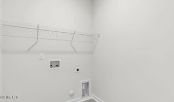 719 Lazy Elm Ln, Aberdeen, NC 28315