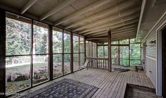 331 Lake Harbor Rd, Brandon, MS 39047