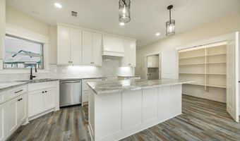 100 Michael Dr, Beebe, AR 72012