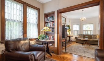 109 S Lake Ave, Albany, NY 12208