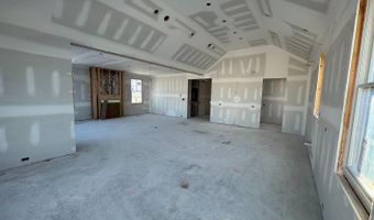 281 7TH St, Avalon, NJ 08202