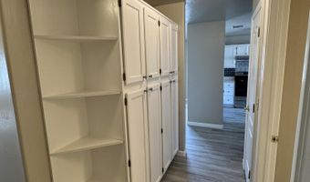 221 E Radine Dr, Benson, AZ 85602