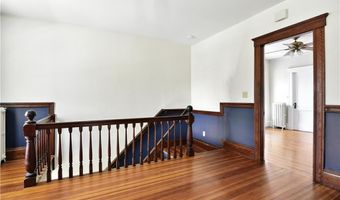 1 Arnold Ave, Newport, RI 02840