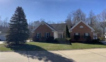 693 Elmwood Pt, Aurora, OH 44202