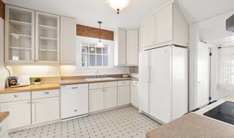 1390 JEROME Ave, Astoria, OR 97103
