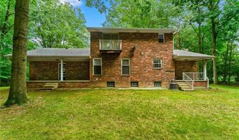 270 Benton St, Austintown, OH 44515