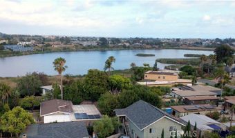 1121 Vista Way, Oceanside, CA 92054