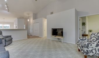 1314 Summerhouse Dr, Indianapolis, IN 46217