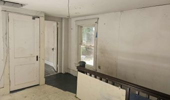 71 Boothby St, Augusta, ME 04330