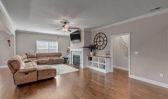 14735 Commonwealth Dr, Athens, AL 35756