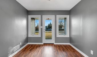 4710 W CAPITOL Dr, Appleton, WI 54913