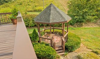 835 Cat Walk Rd, Bagdad, KY 40003