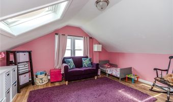 26 Dover Ave, East Providence, RI 02914