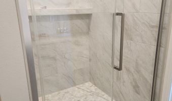 404 Chad Trl, Arlington, WI 53911