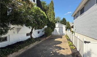 5 David St, South River, NJ 08882