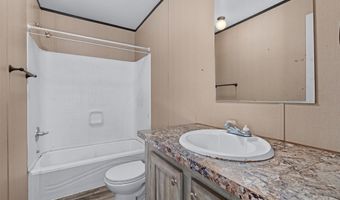 310 Merrill Ln, Benton, LA 71006