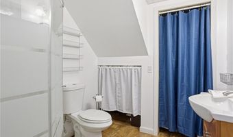 212 Lexington Ave, North Providence, RI 02904