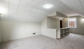 9250 Rosedale Blvd, Allen Park, MI 48101