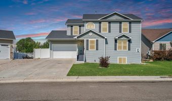 4904 TOPAZ Dr, Cheyenne, WY 82009