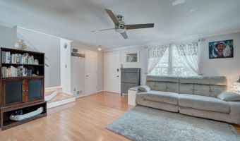 43953 MINTHILL Ter, Ashburn, VA 20147
