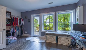 5 Joneswood Dr, Athens, OH 45701