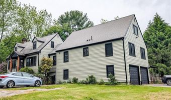 42 Mechanic St, North Smithfield, RI 02896
