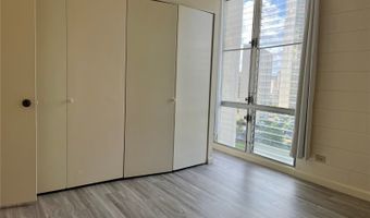 5210 Likini St 907, Honolulu, HI 96818
