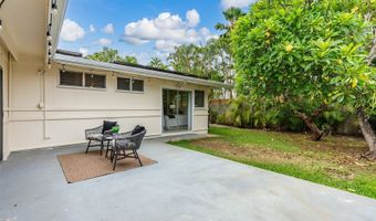 903 Alahaki St, Kailua, HI 96734
