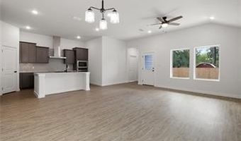 1592 Grayhawk Dr, Basehor, KS 66007