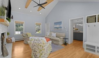 75 Walnut Dr, East Greenwich, RI 02818