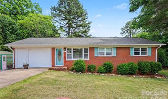79 Walnut St, Badin, NC 28009