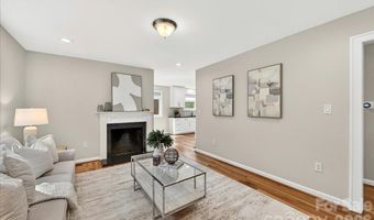 1204 Meadow Ln, Charlotte, NC 28205