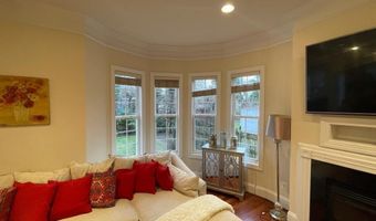 4113 WOODLAND Rd, Annandale, VA 22003